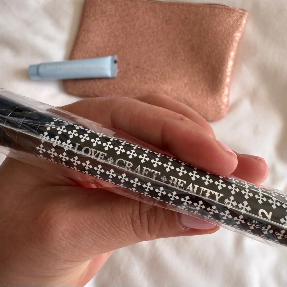 ipsy Rose Gold Glitter Makeup Pouch with Brush & Skincare Samples